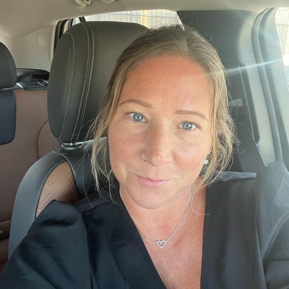 Meet your Posher, Alena